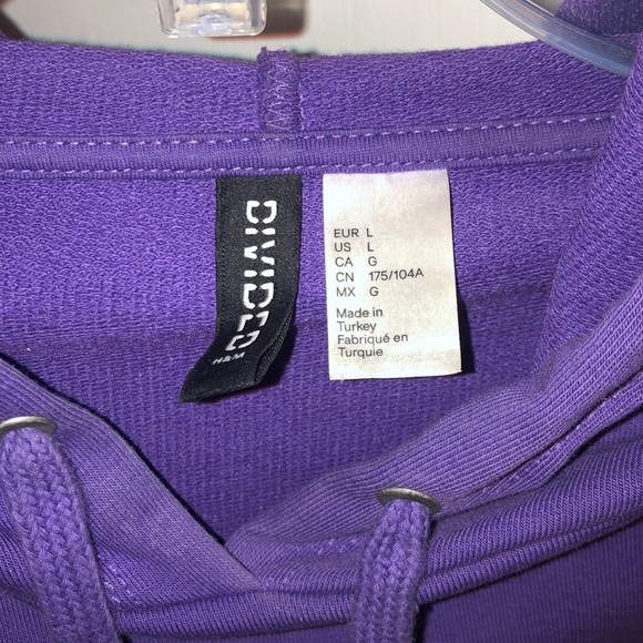 H&M cropped hoodie - Picture 3 of 3